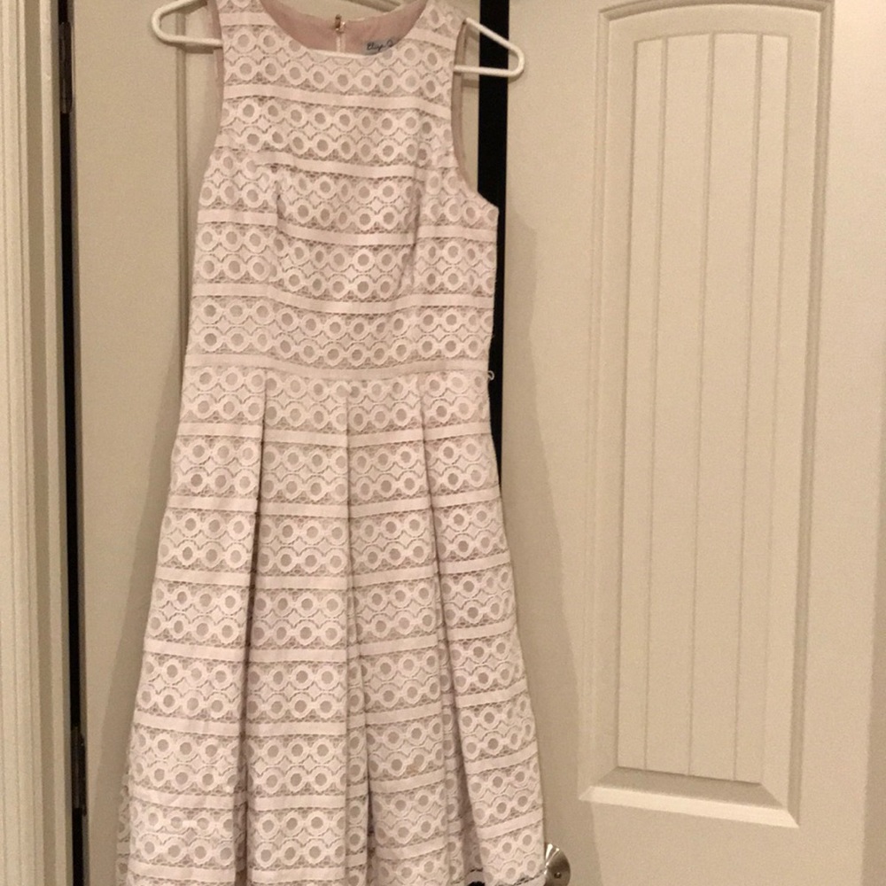 Eliza J tan and white dress